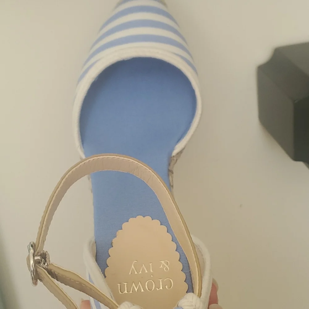 Crown & Ivy Nautical Blue White Stripe Espadrille Wedge - Picture 9 of 11